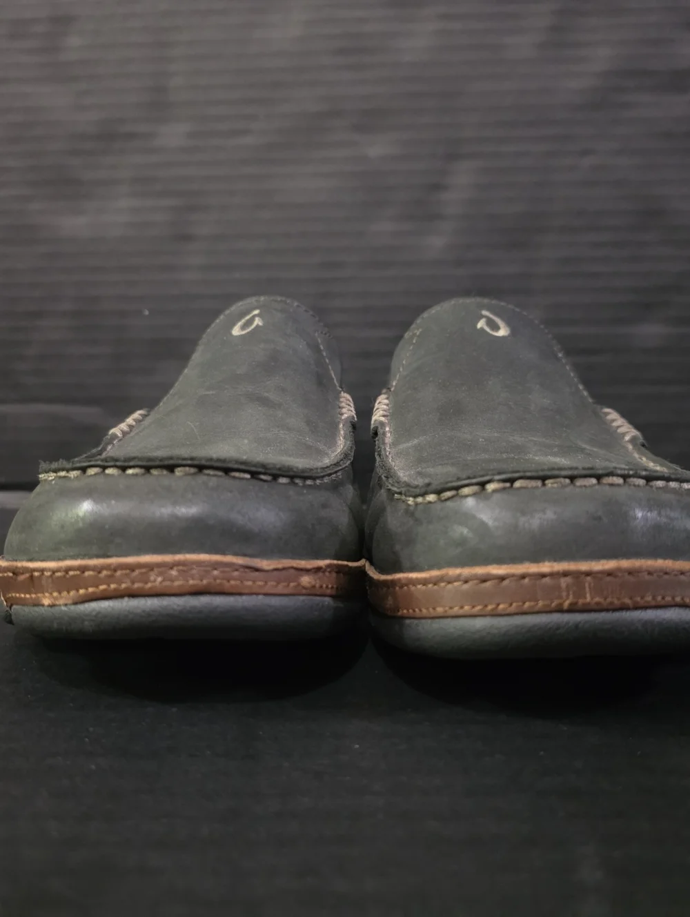 Olukai Mens Black & Toffee Moloa Leather Slip On Shoes 10128 Size 9